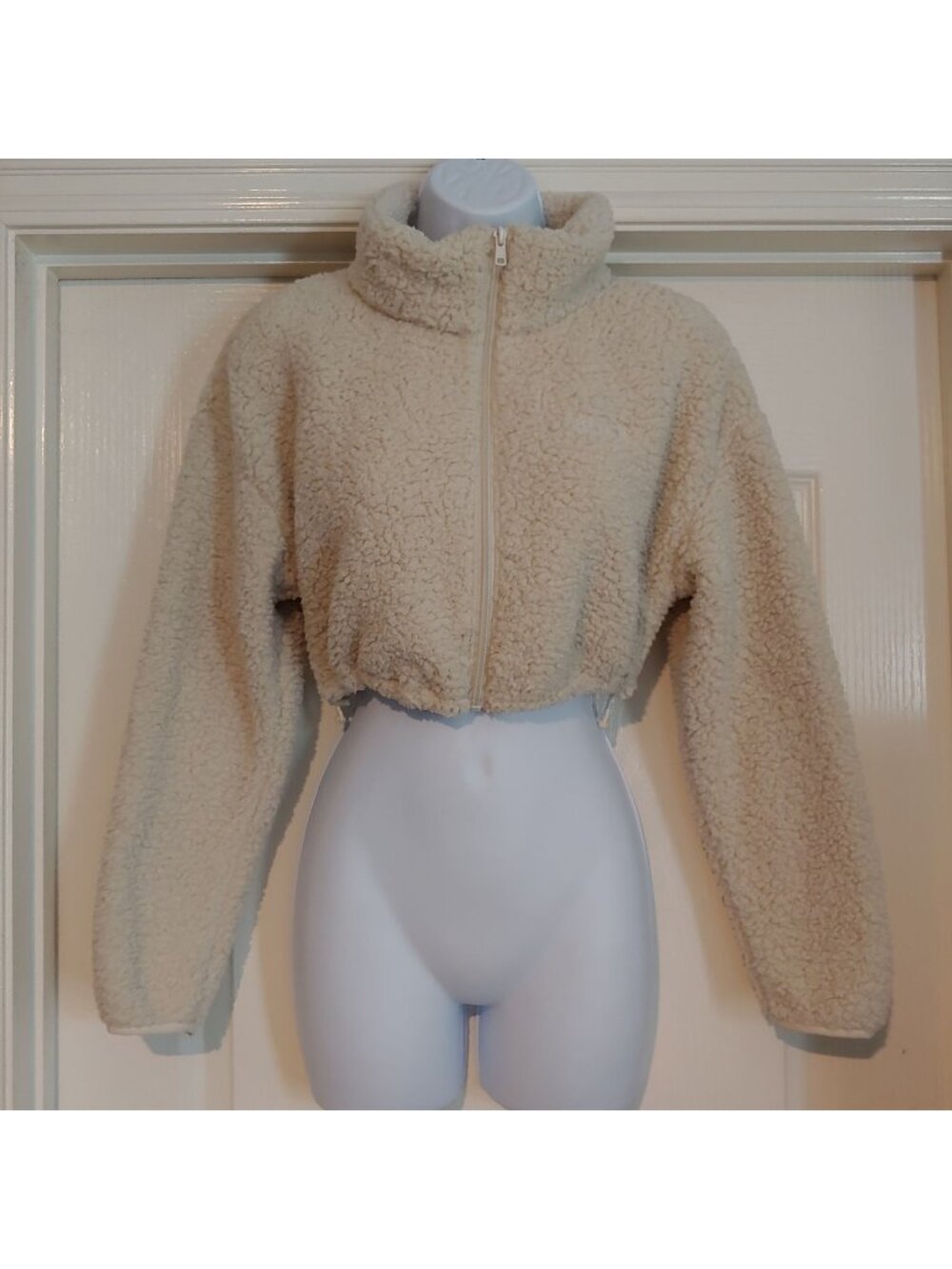 SKIMS Teddy High Pile Fleece Crop Zip Jacket Bone Cozy Après Ski XS Hiking